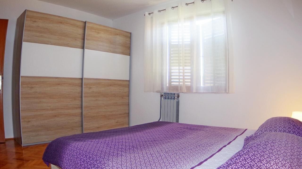 Photo of Bedroom in Sisan