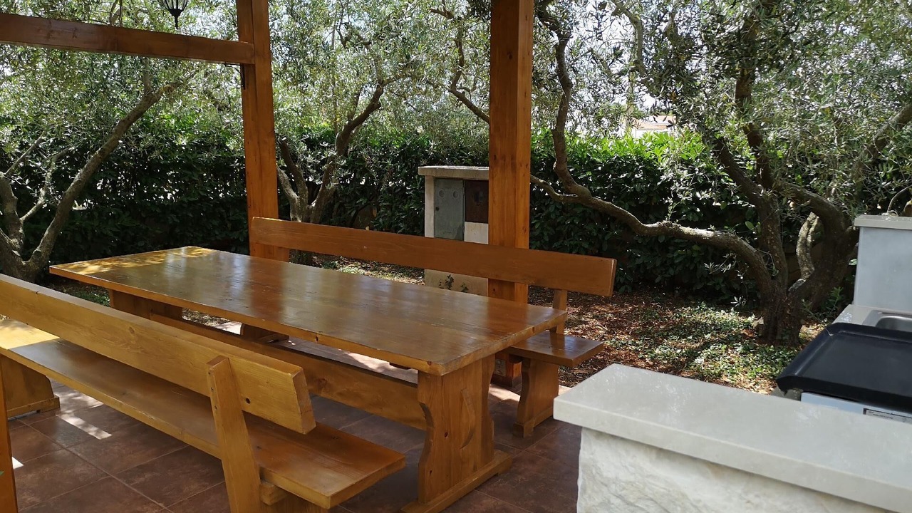 Photo of Outdoor in Sisan