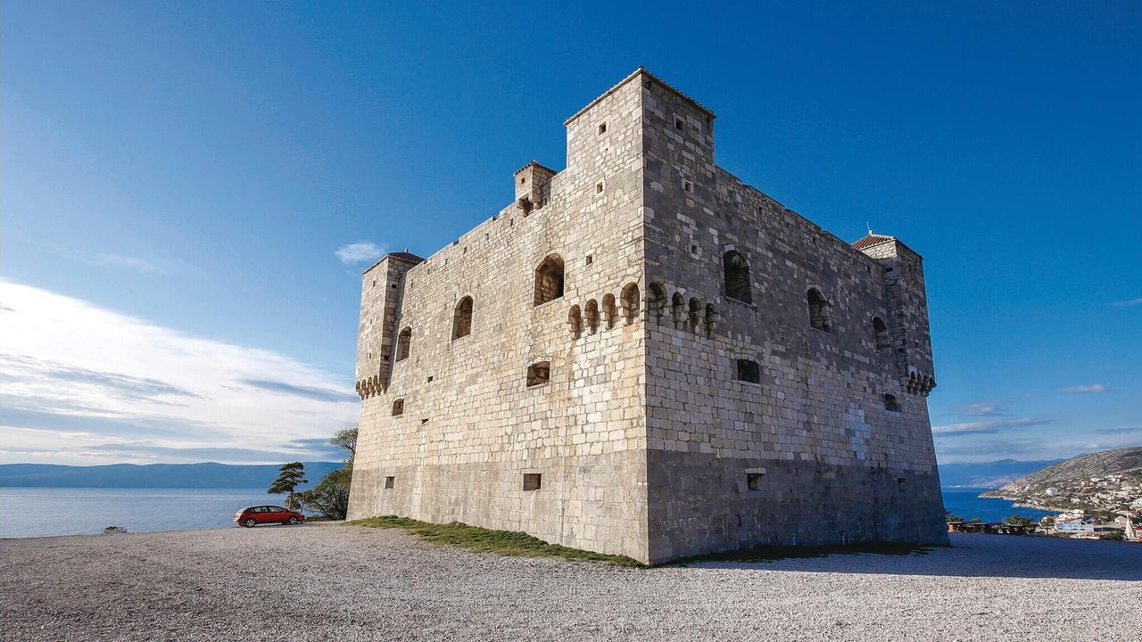 Photo of Others in Vratarusa