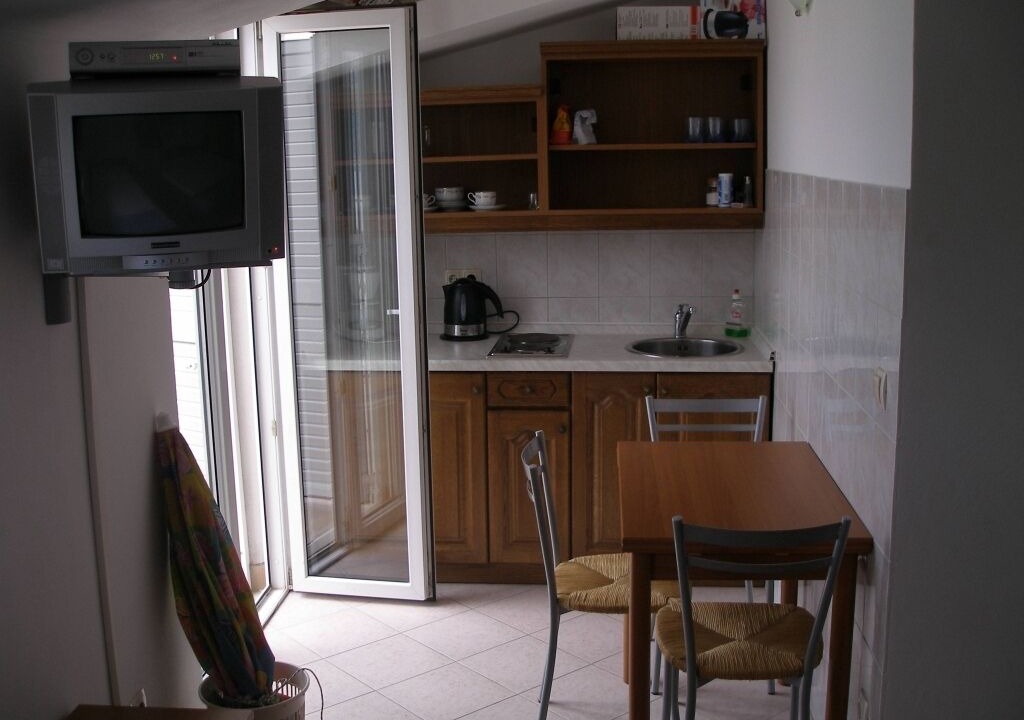 Photo of Others in Duce