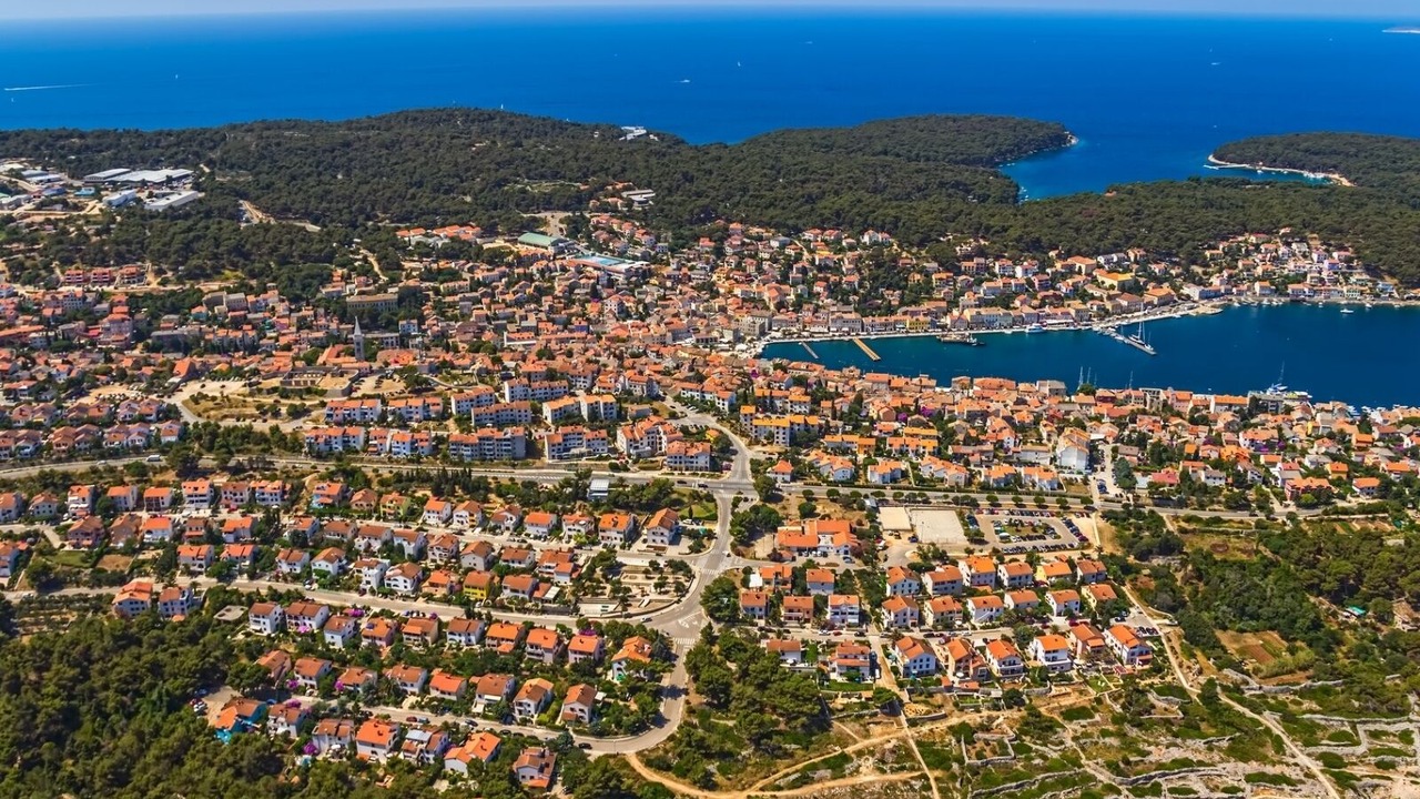 Photo of Outdoor in Cove Murtar