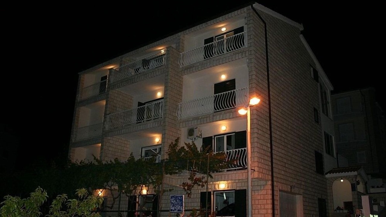 Photo of Others in Duce