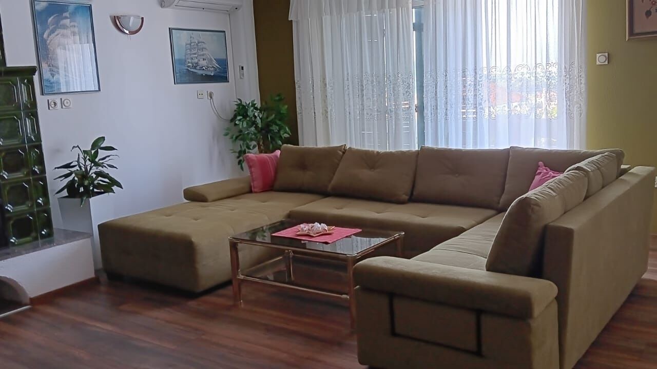 Photo of Livingroom in Kali