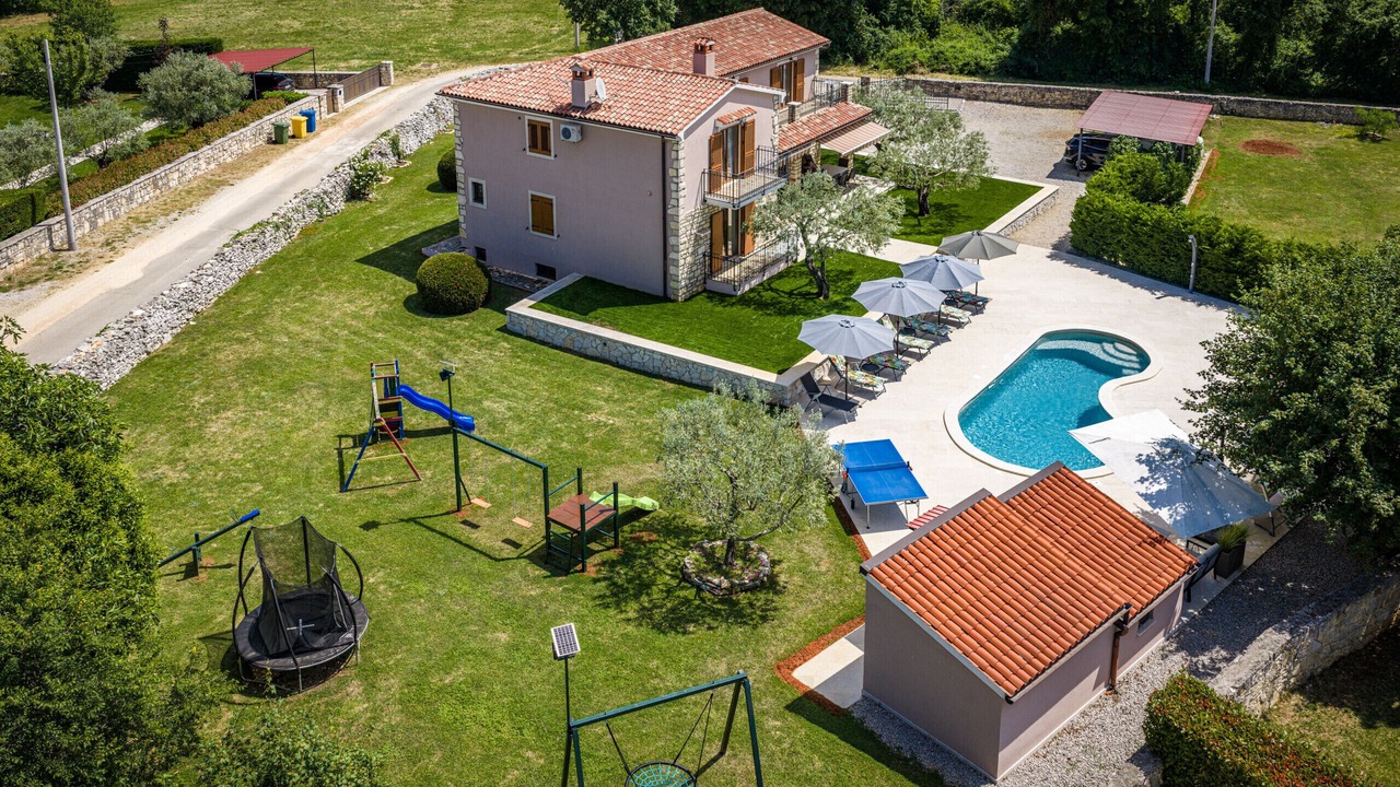 Photo of Outdoor in Radetici