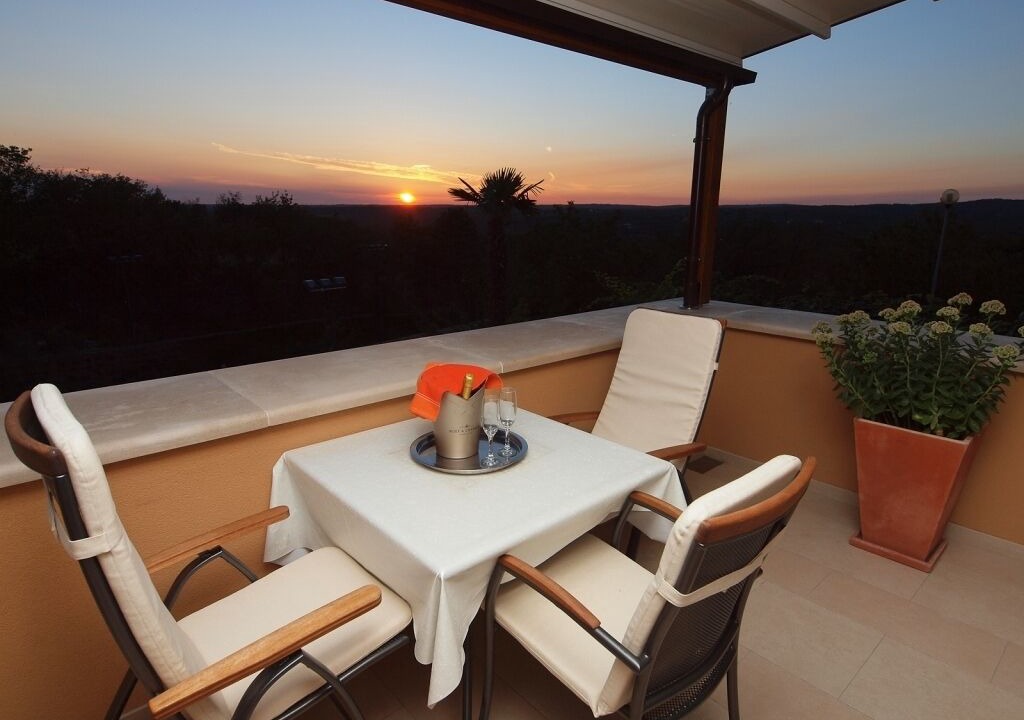 Photo of Outdoor in Kapelica