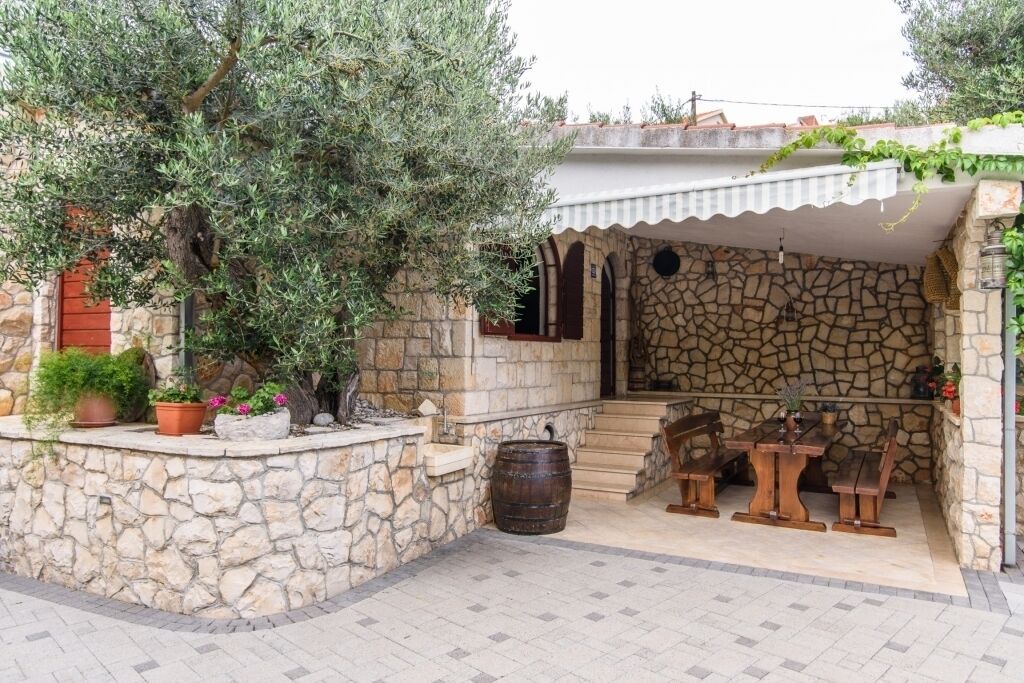 Photo of Outdoor in Okrug Gornji