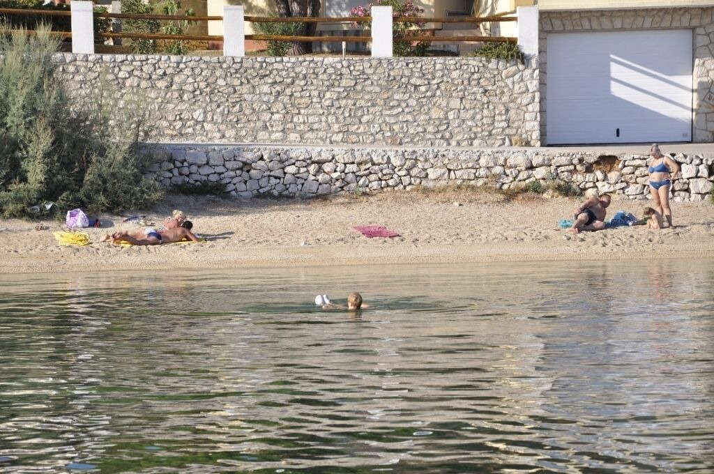 Photo of Outdoor in Barbat na Rabu