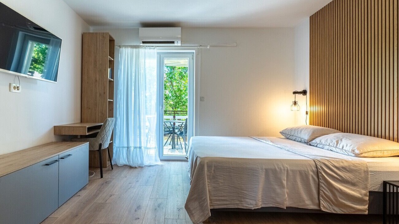 Photo of Bedroom in Cres