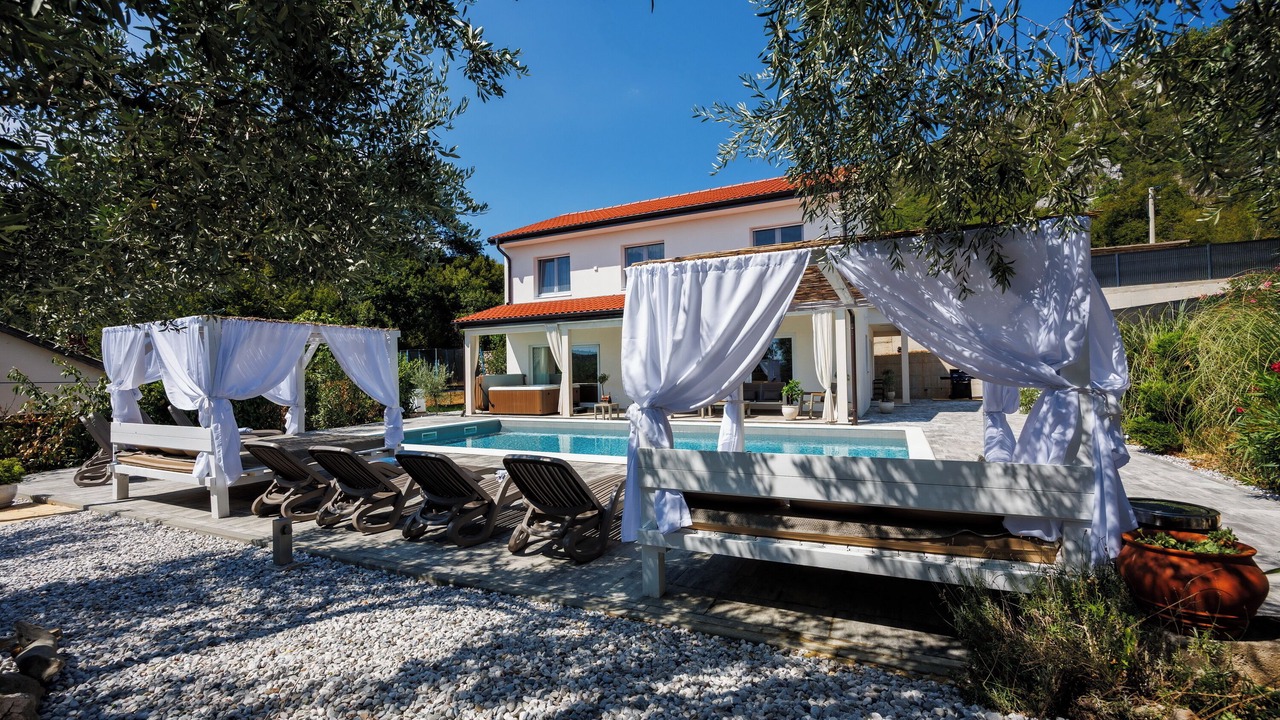 Photo of Outdoor in Bribir