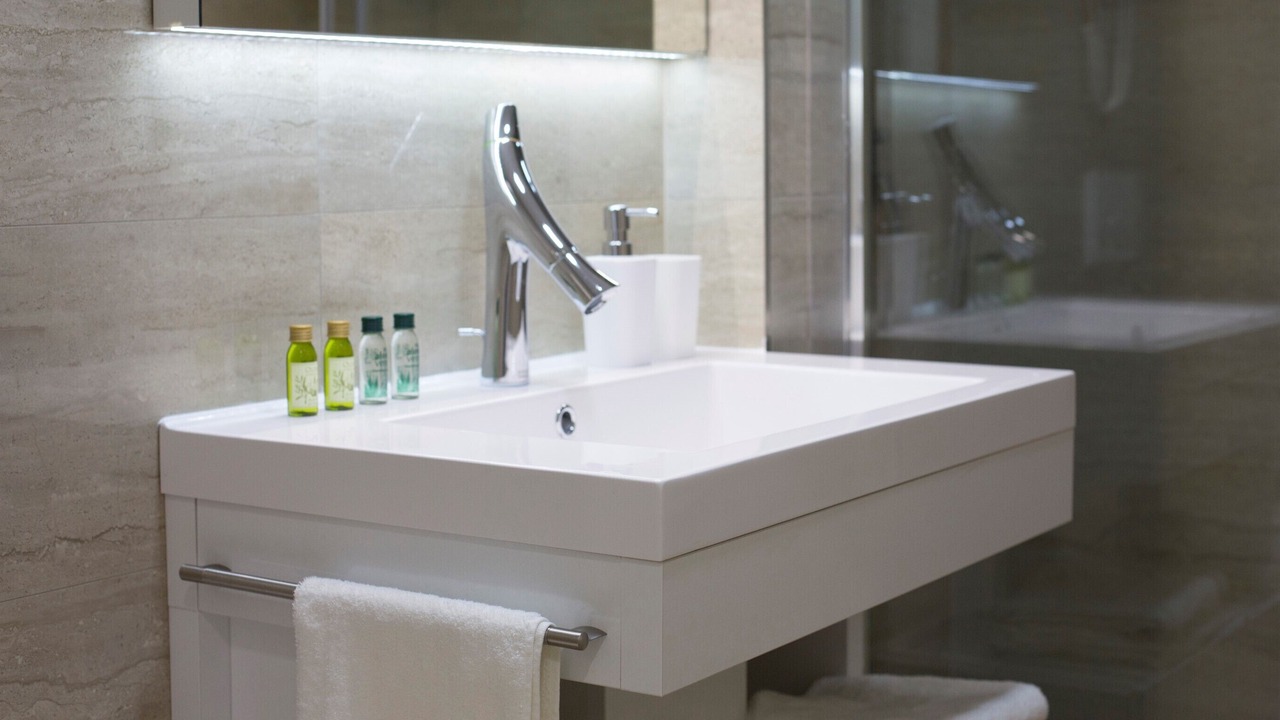 Photo of Bathroom in Duce