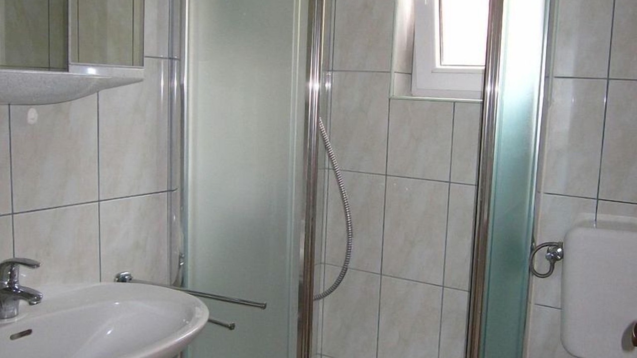 Photo of Bathroom in Stinjan