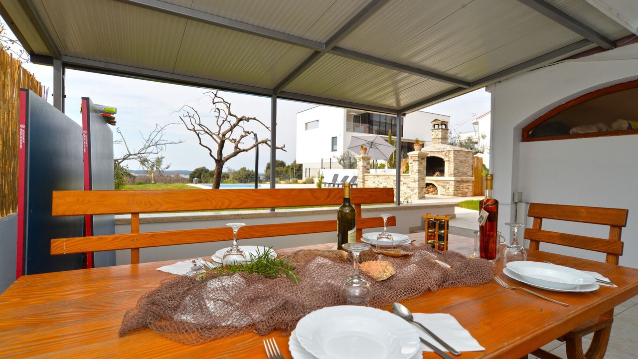 Photo of Outdoor in Stinjan