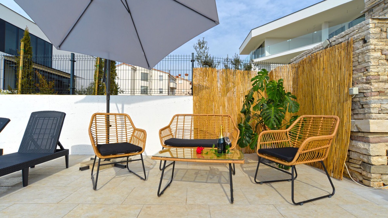 Photo of Patio Balcony in Stinjan