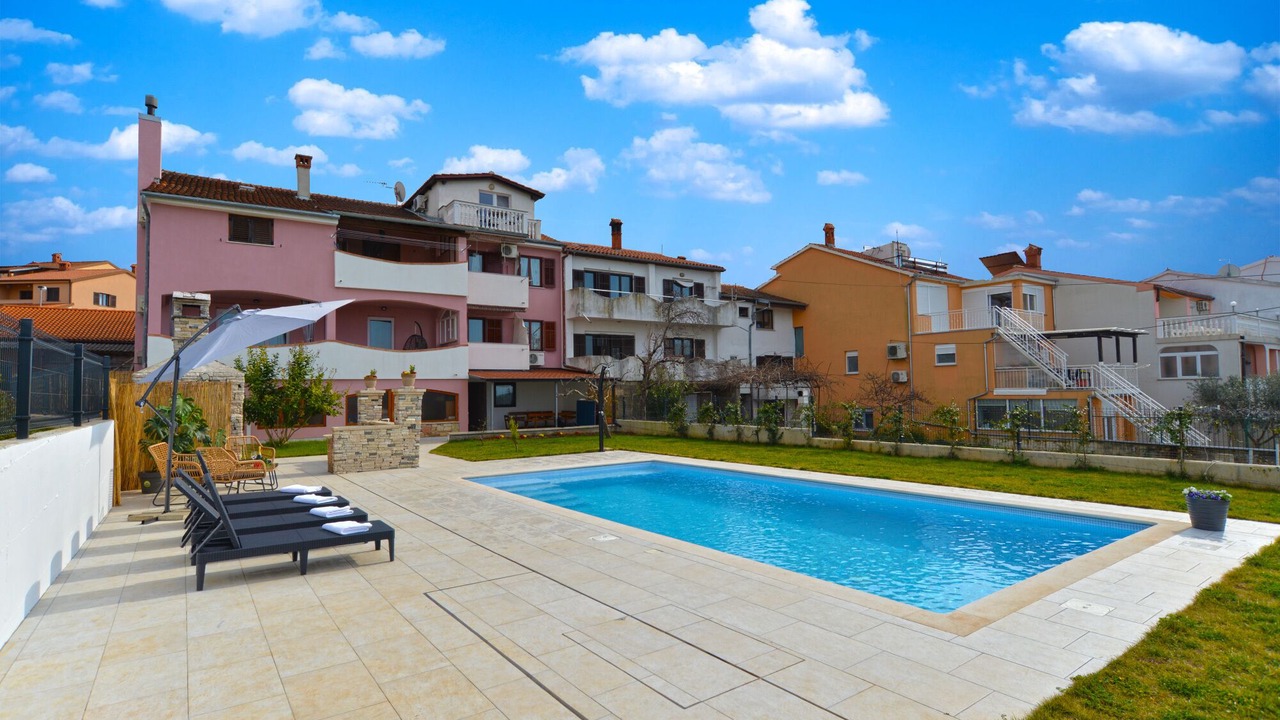 Photo of Outdoor in Stinjan