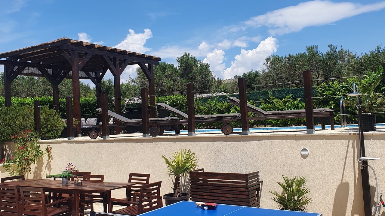 Photo of Outdoor in Cove Makarac (Milna)