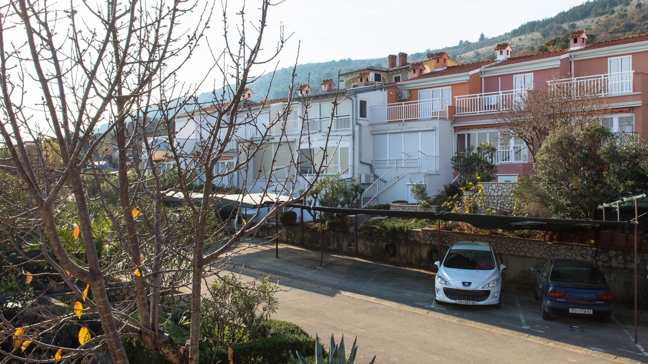 Photo of Outdoor in Ravni