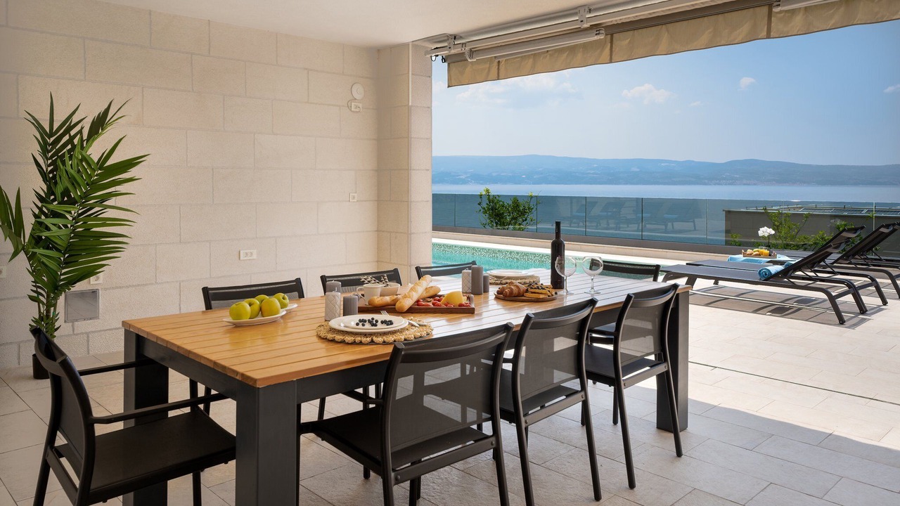 Photo of Others in Omis