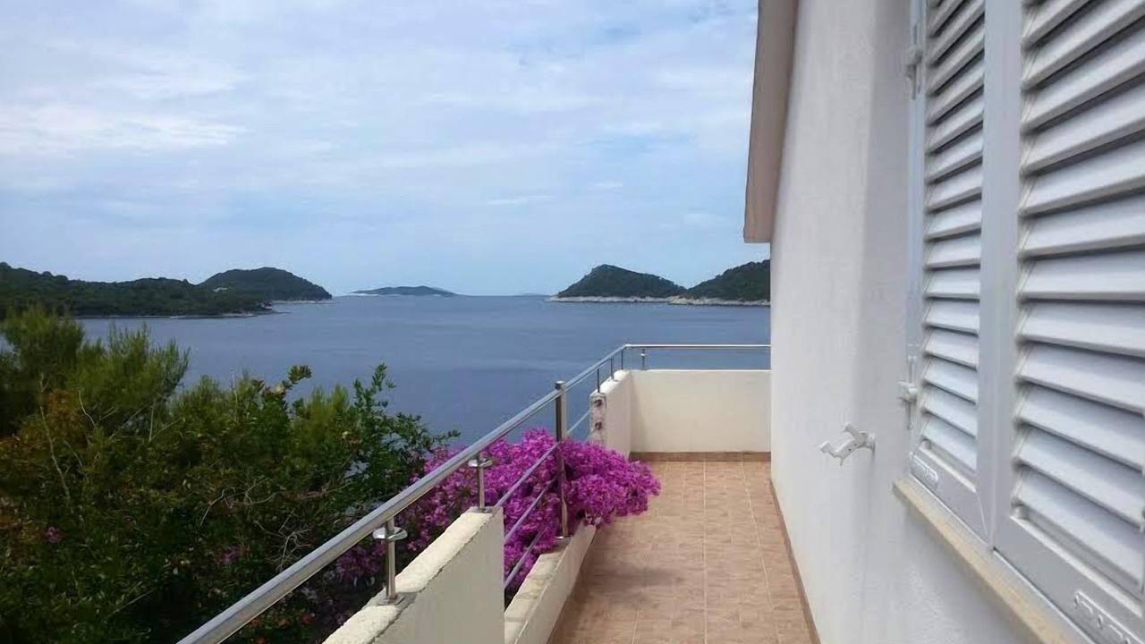 Photo of Patio Balcony in Ubli
