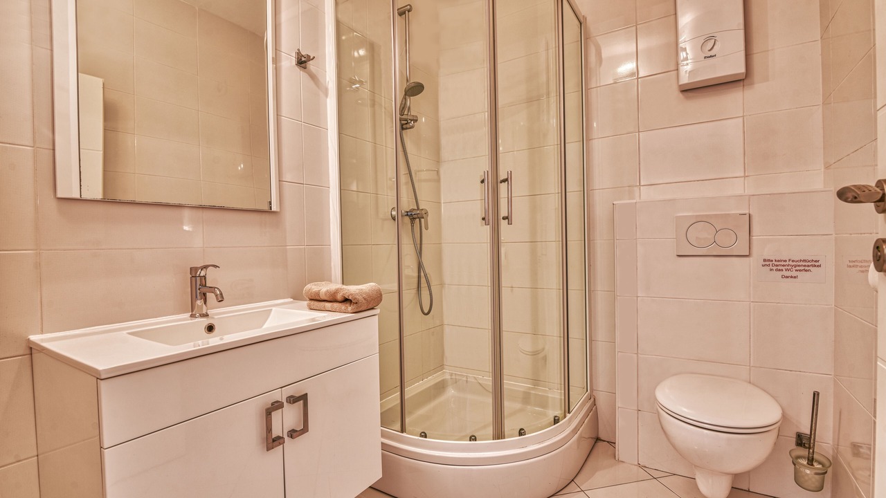 Photo of Bathroom in Crni