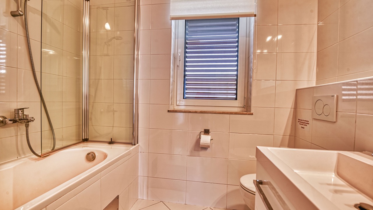Photo of Bathroom in Crni