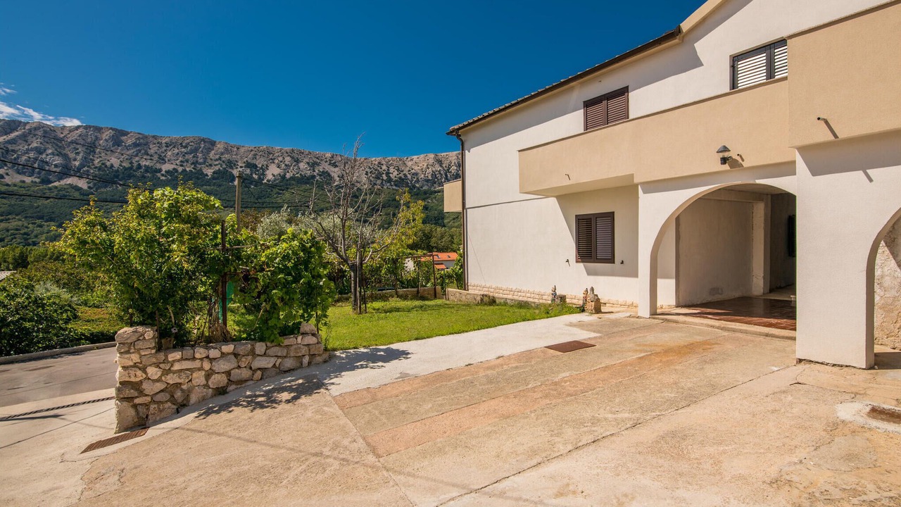 Photo of Others in Jurandvor