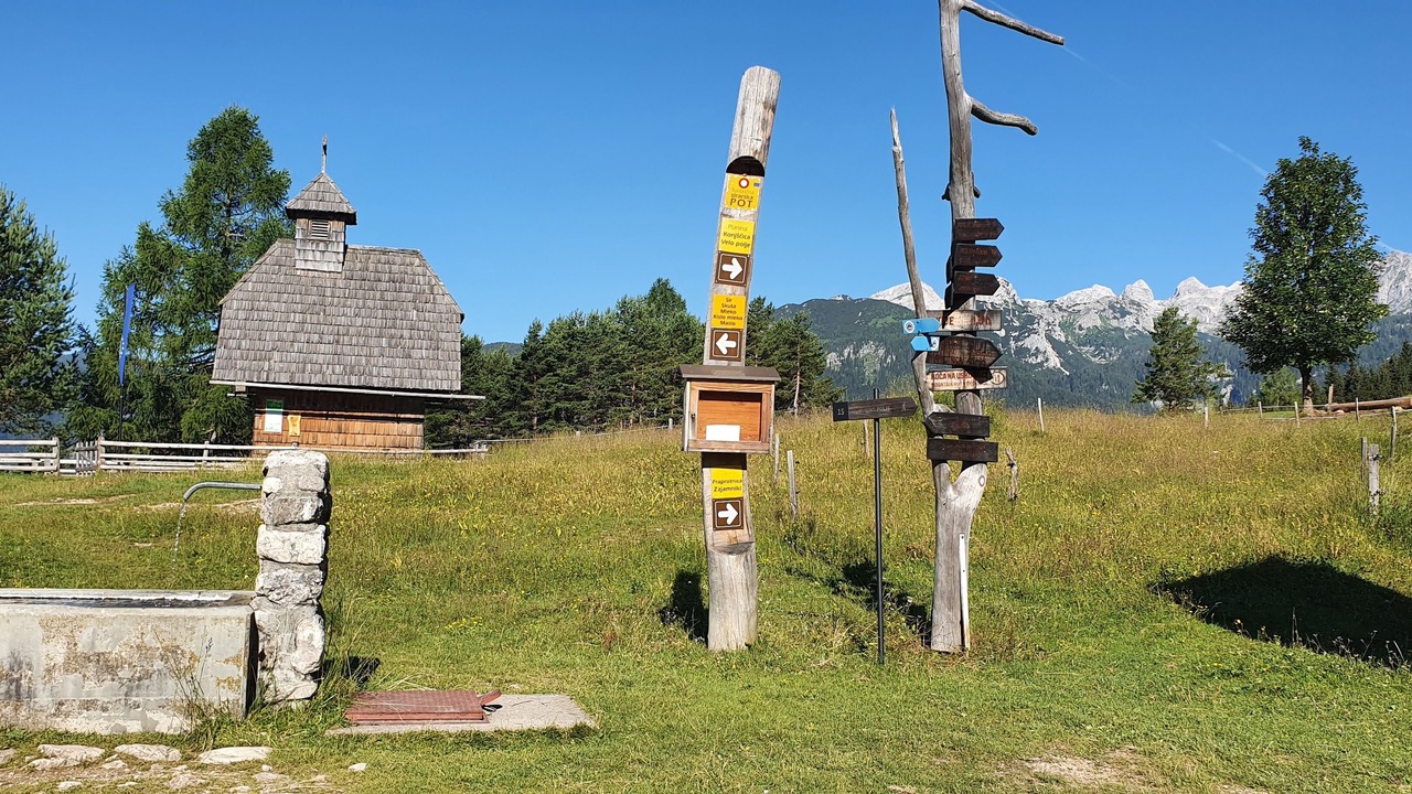Photo of Outdoor in Studor