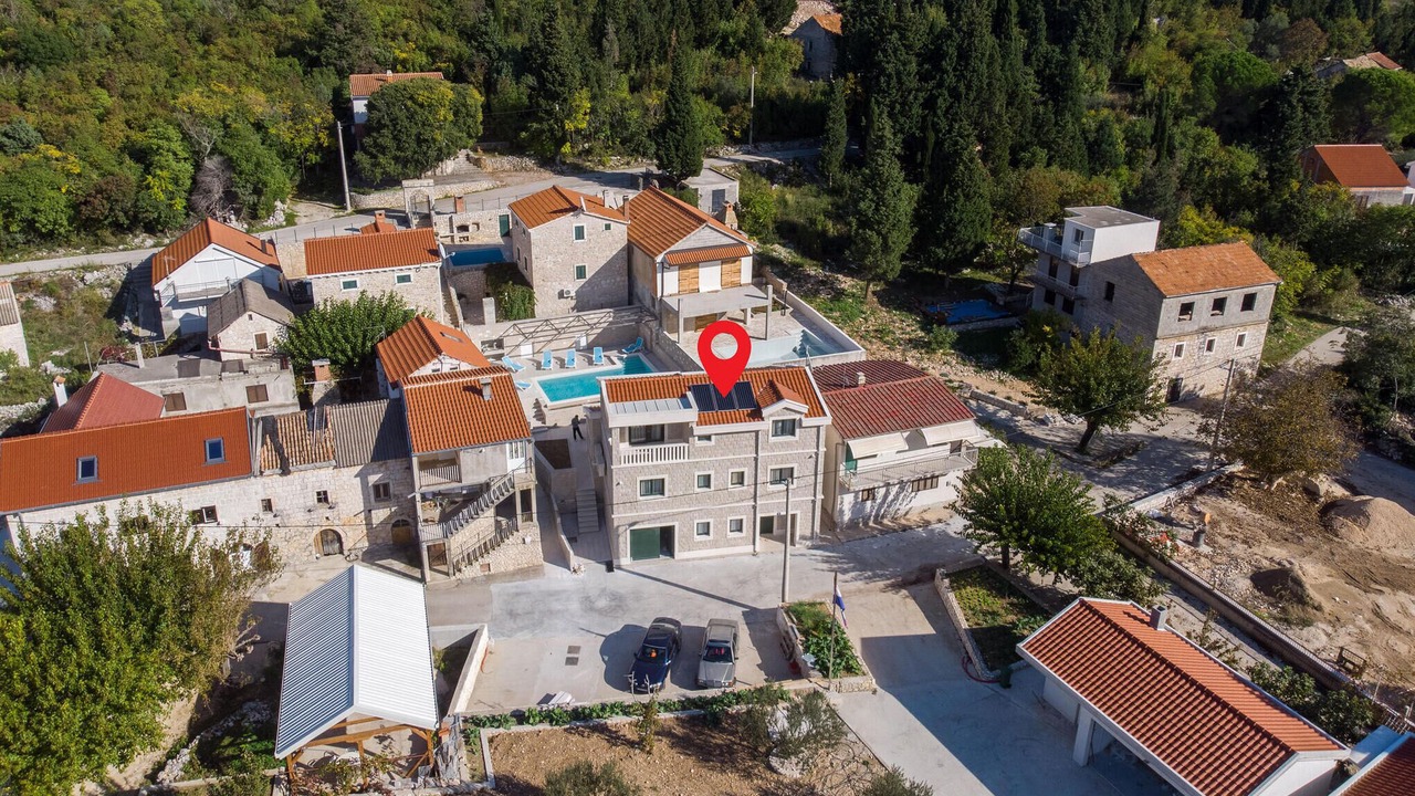 Photo of Others in Kremena