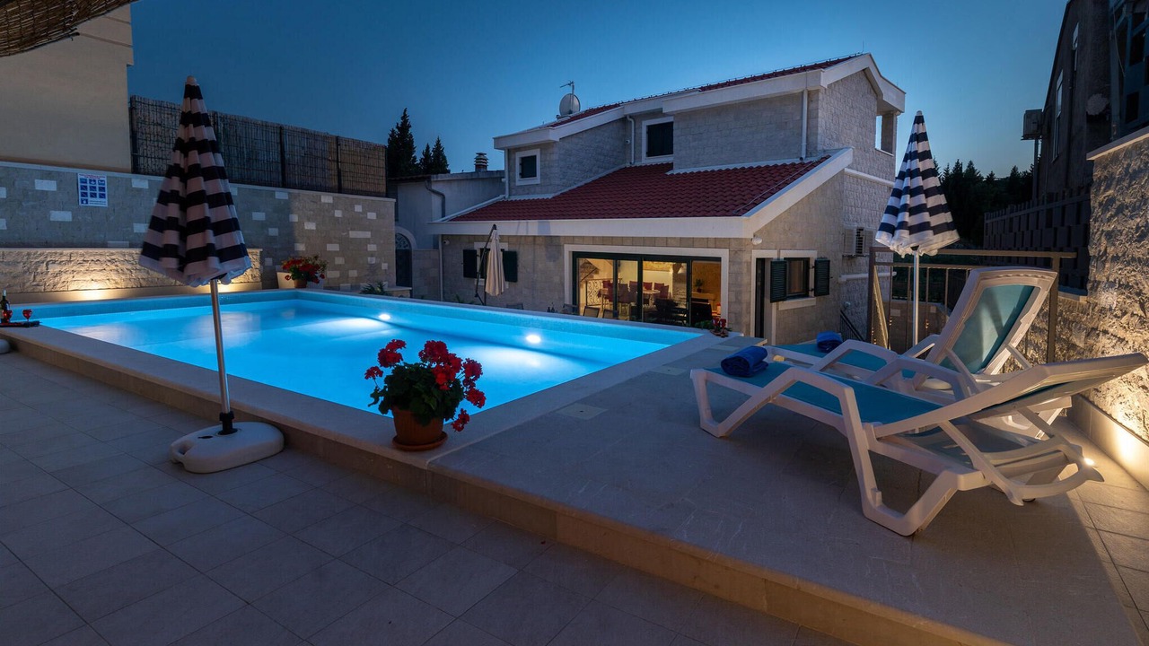 Photo of Outdoor in Kremena