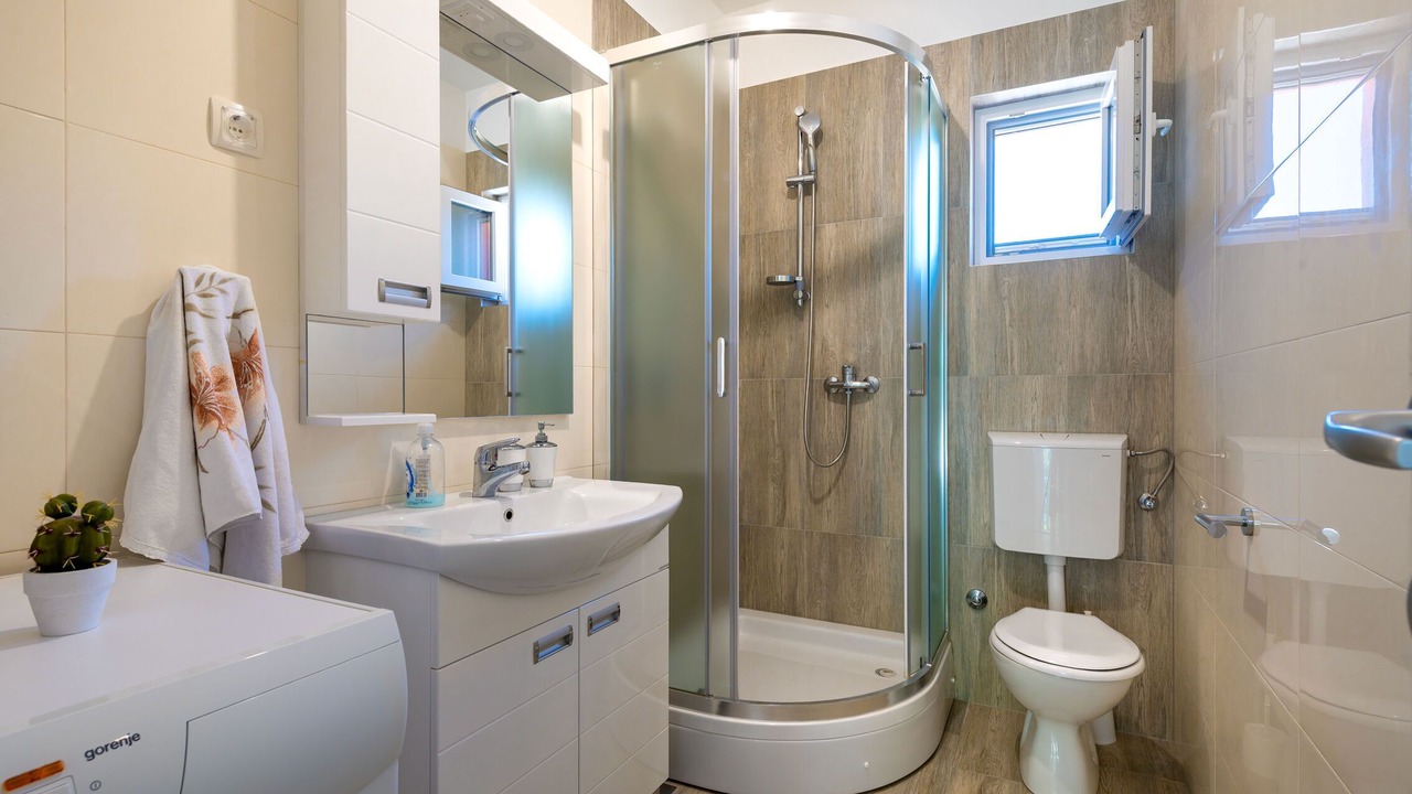Photo of Bathroom in Cavoglave