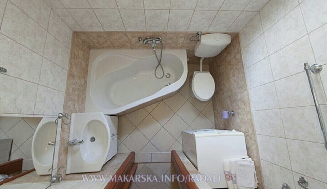 Photo of Bathroom in Moca