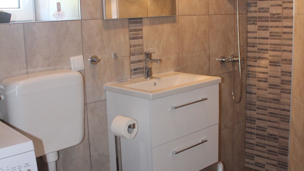 Photo of Bathroom in Gabonjin