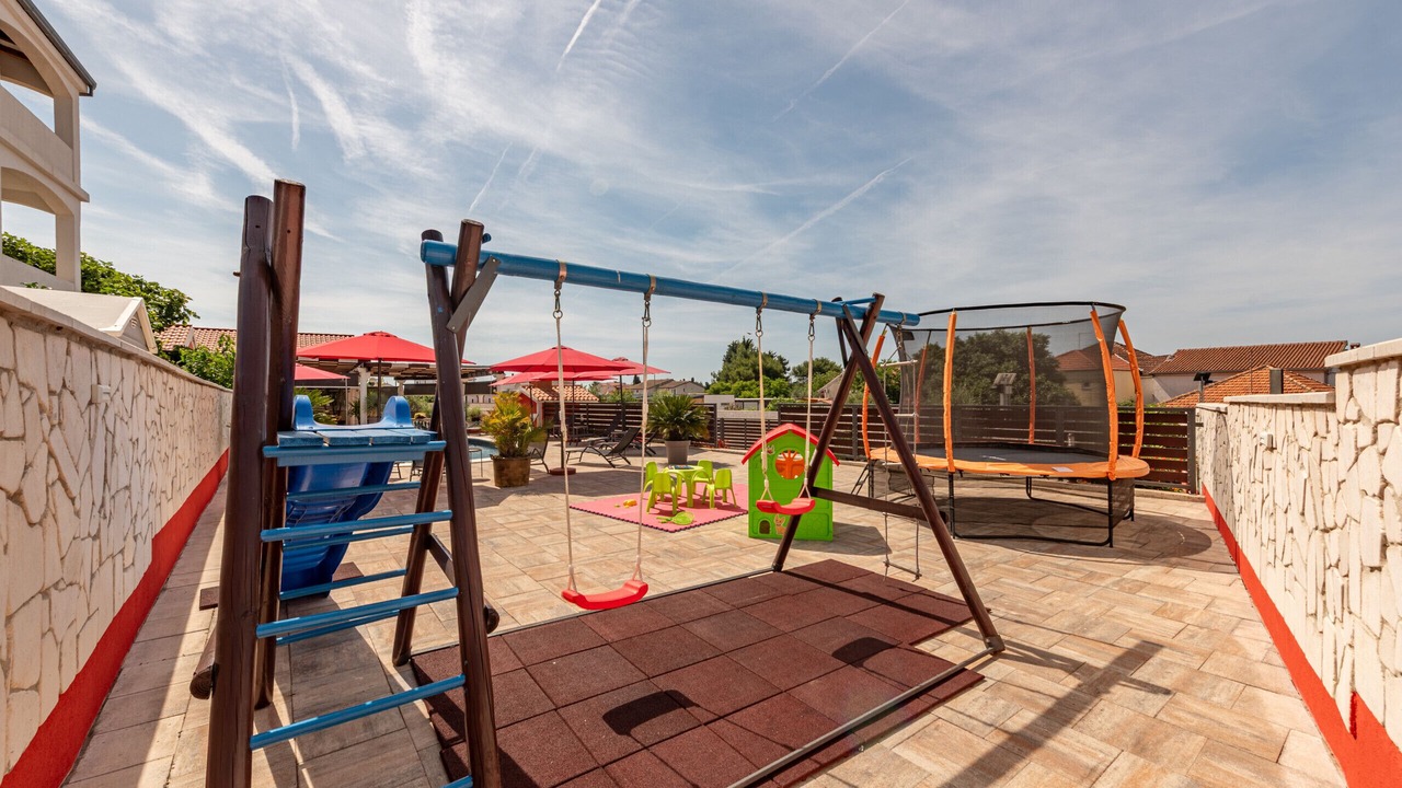 Photo of Others in Turanj