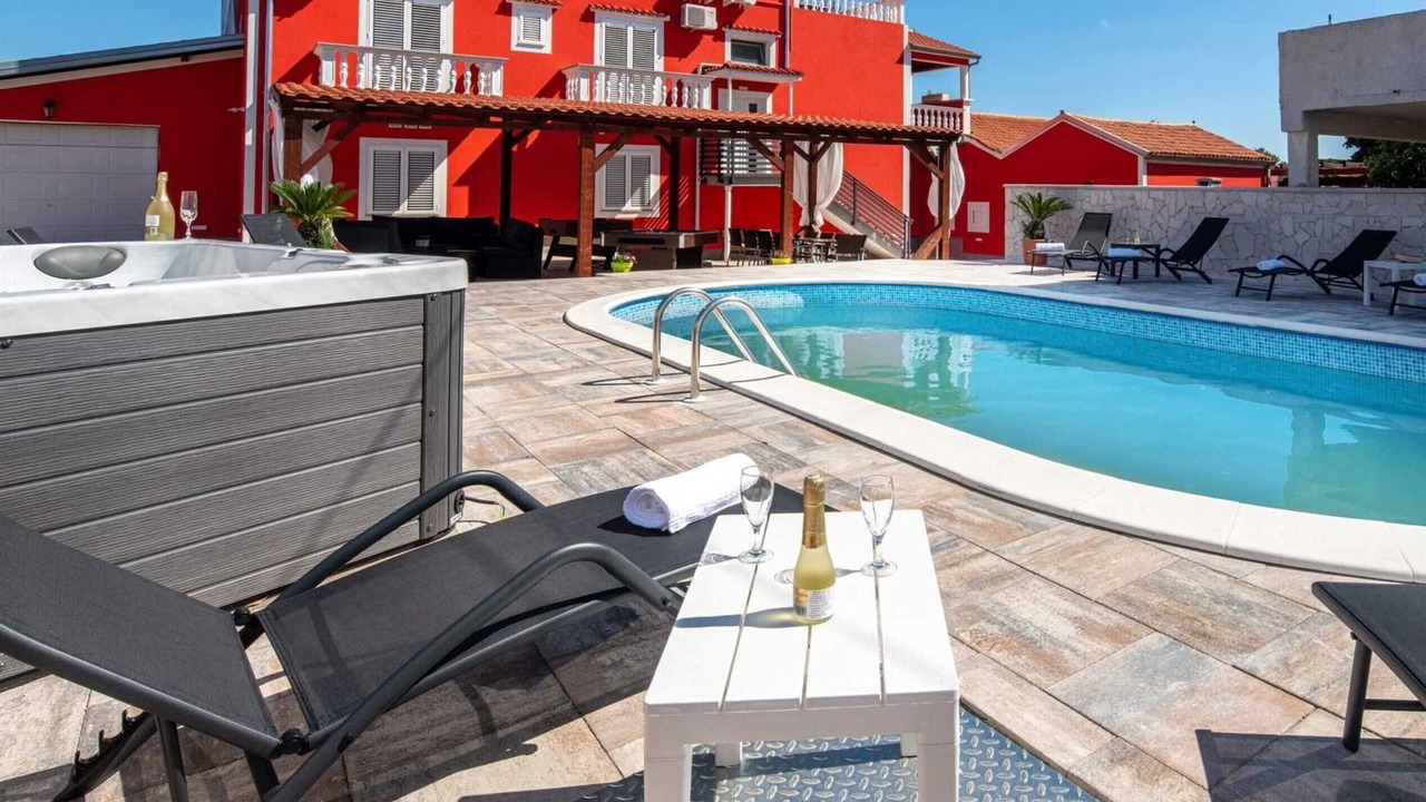 Photo of Outdoor in Turanj