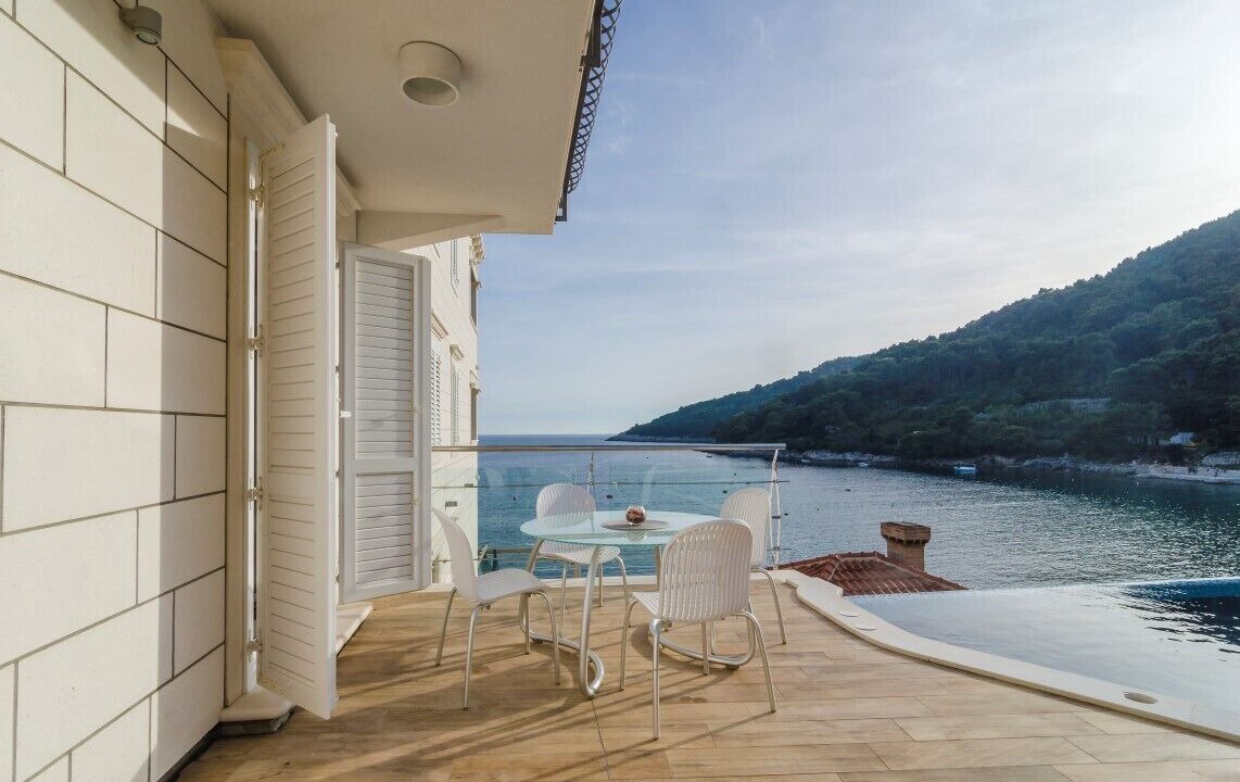 Photo of Outdoor in Saplunara