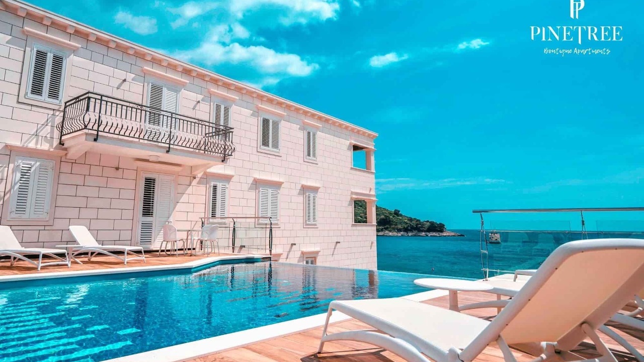 Photo of Outdoor in Saplunara