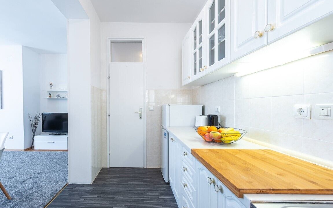 Photo of Kitchen in Pile