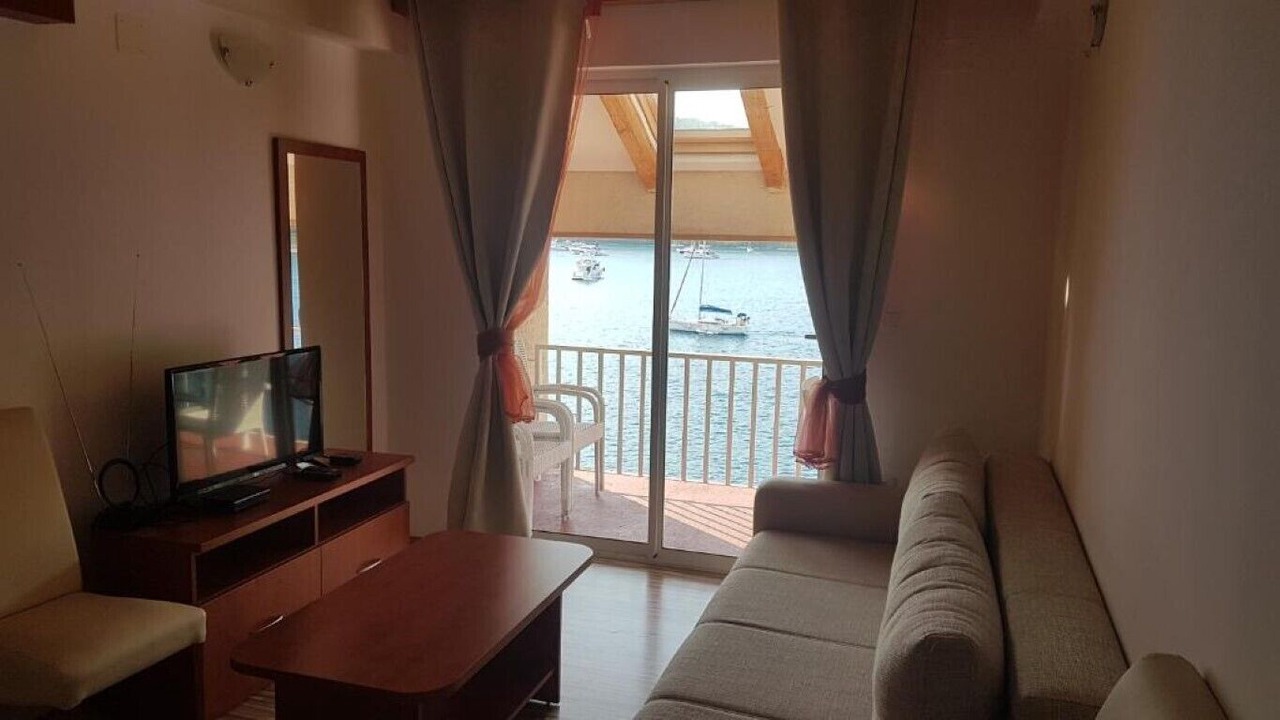 Photo of Livingroom in Pomena