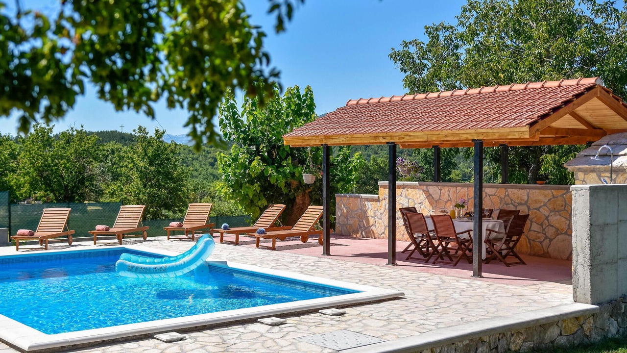Photo of Outdoor in Citluk