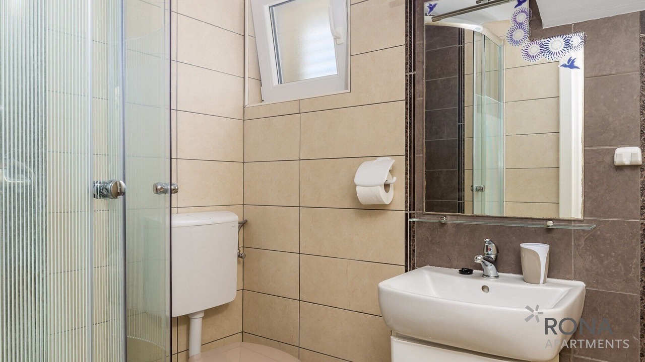 Photo of Bathroom in Simuni