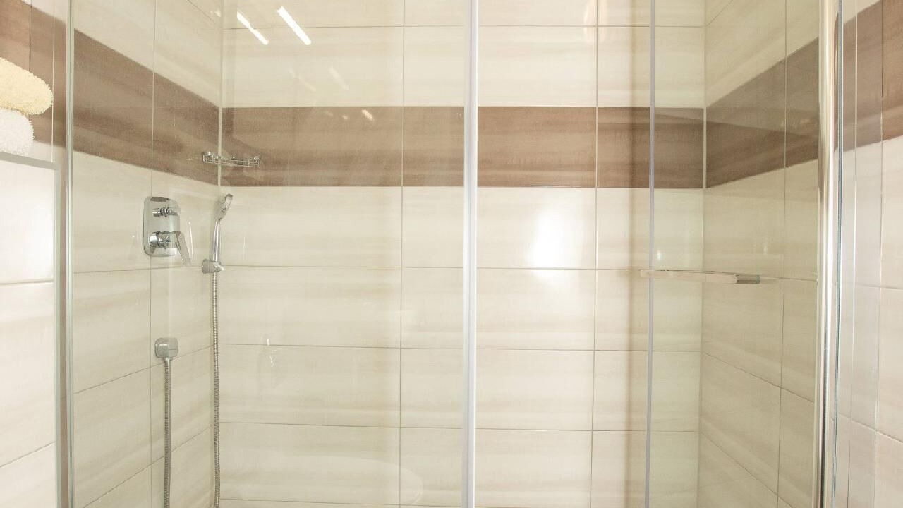 Photo of Bathroom in Duce