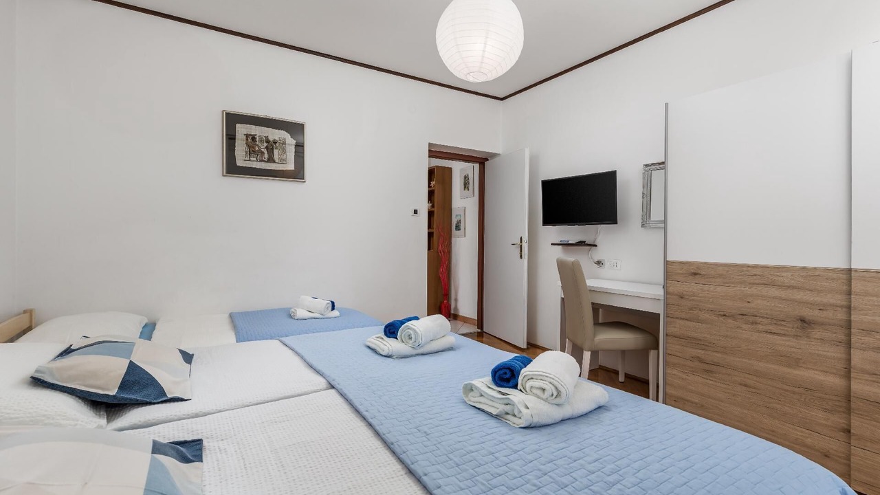 Photo of Bedroom in Obrs