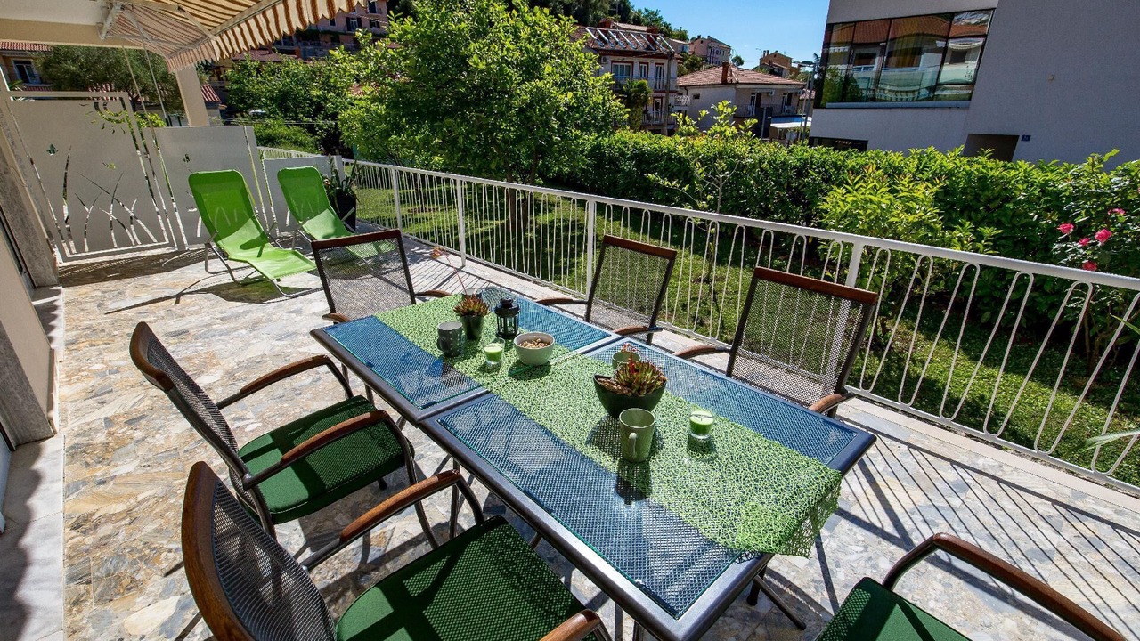 Photo of Outdoor in Obrs