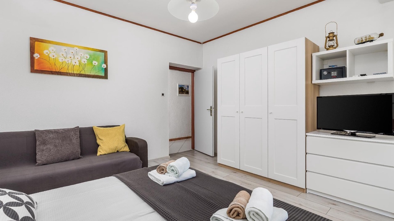 Photo of Bedroom in Obrs