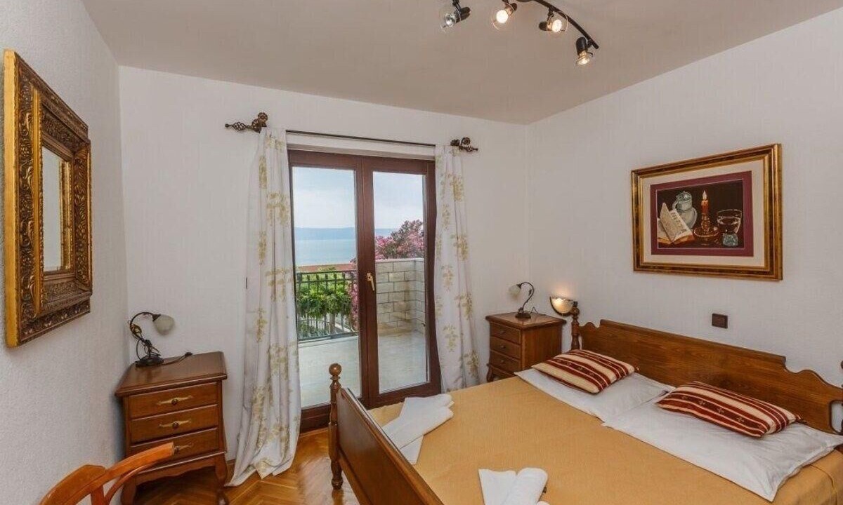 Photo of Bedroom in Duce