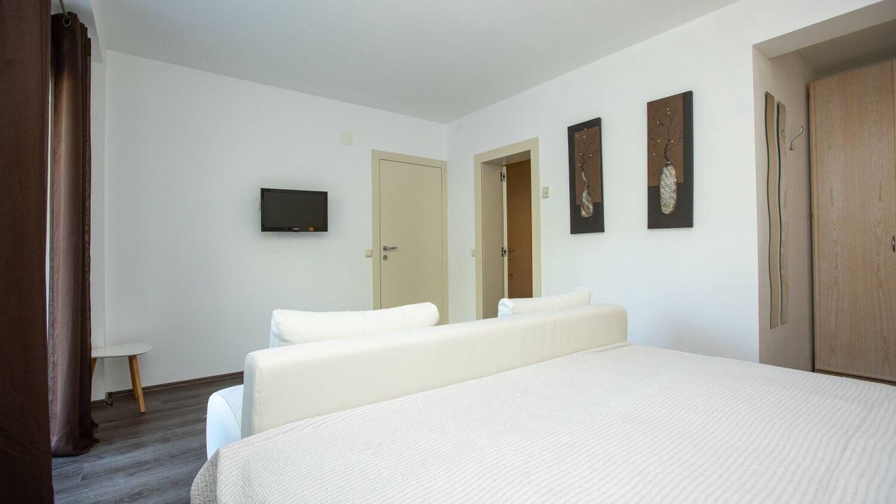 Photo of Bedroom in Duce