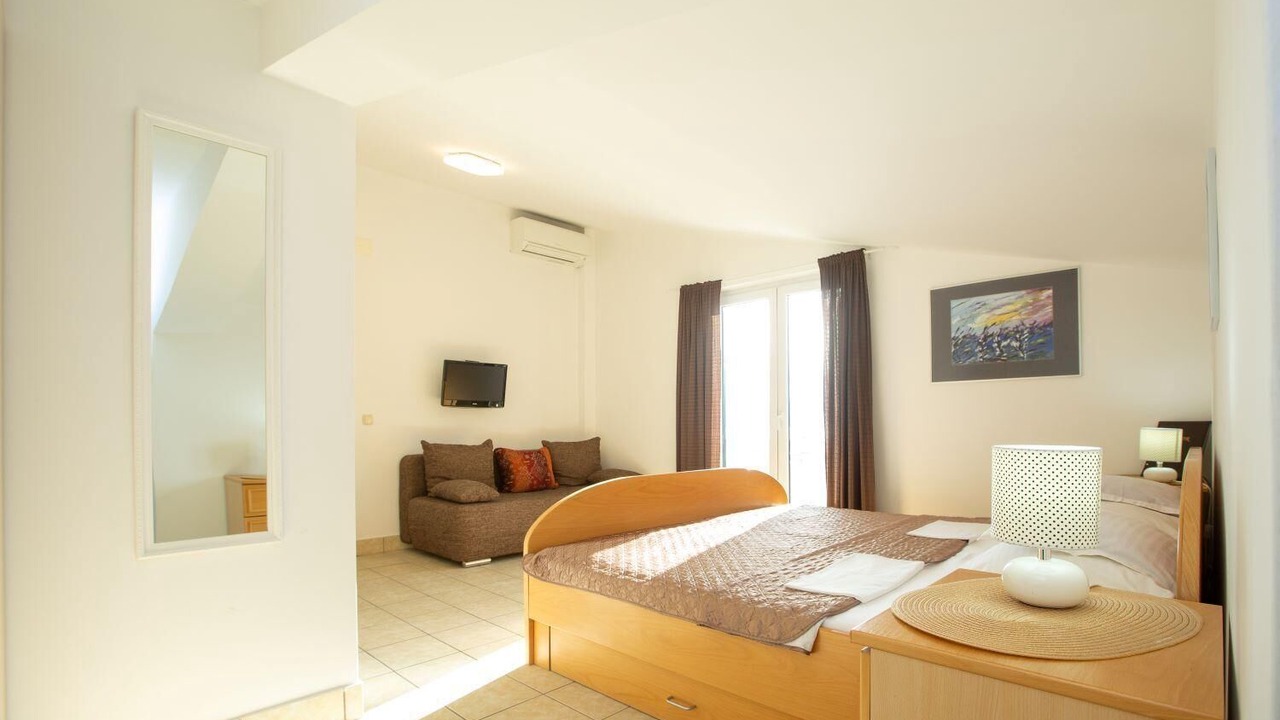 Photo of Bedroom in Duce