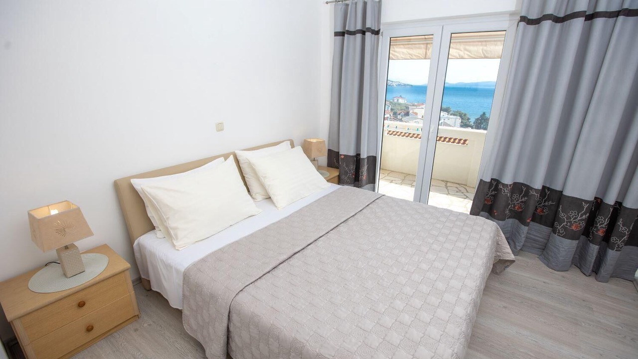 Photo of Bedroom in Duce