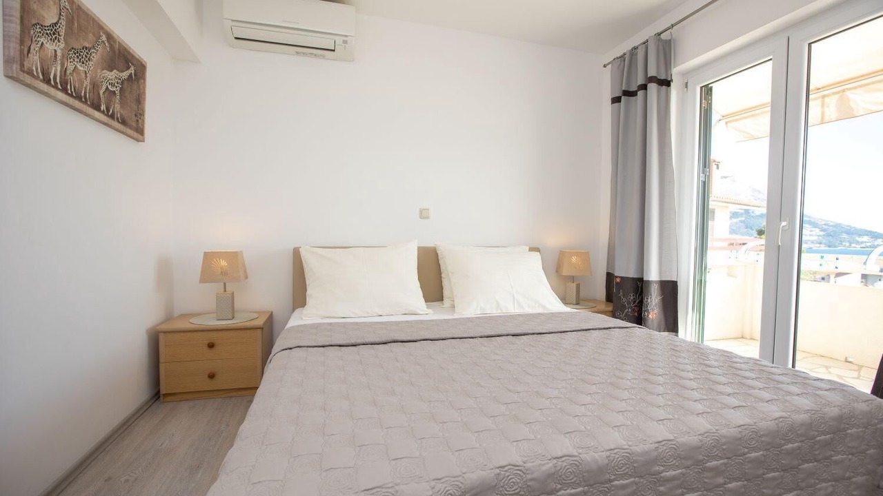 Photo of Bedroom in Duce