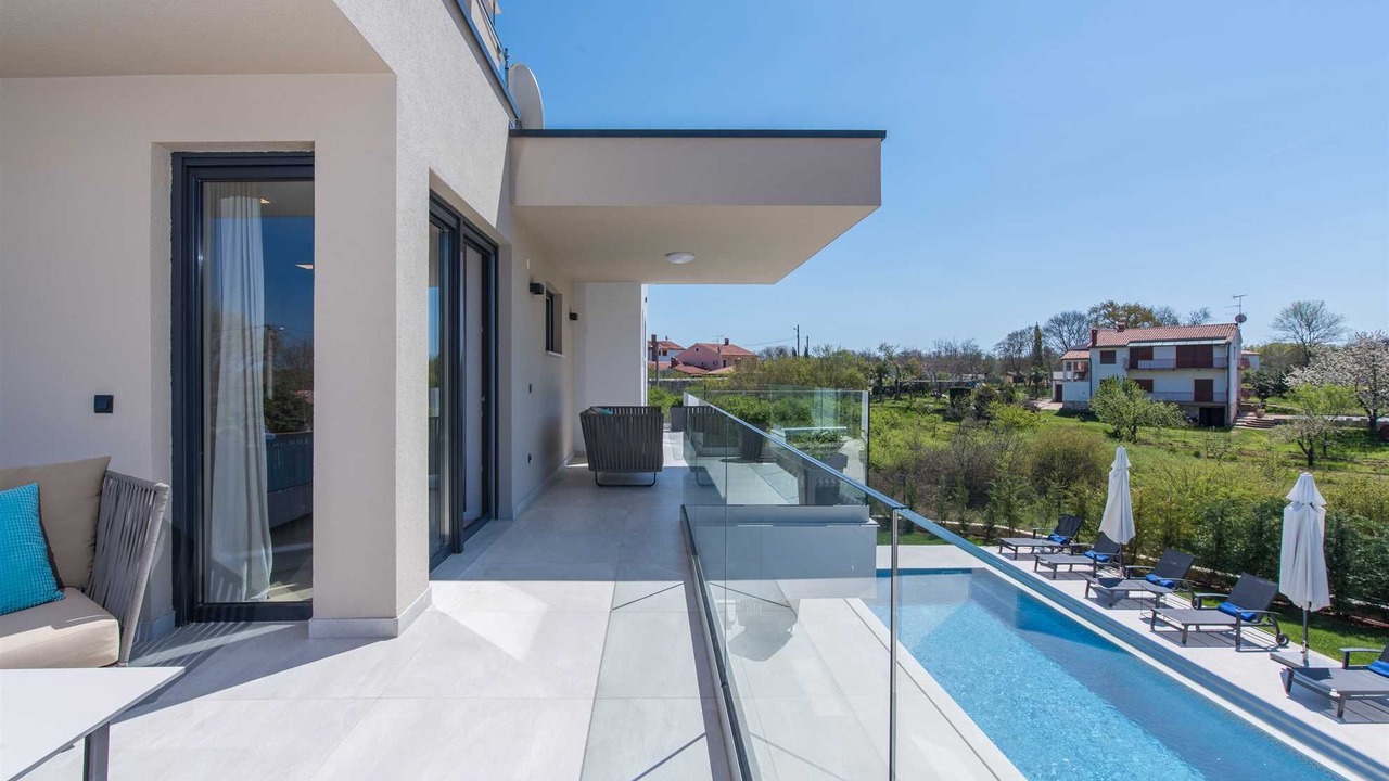 Photo of Patio Balcony in Jehnici