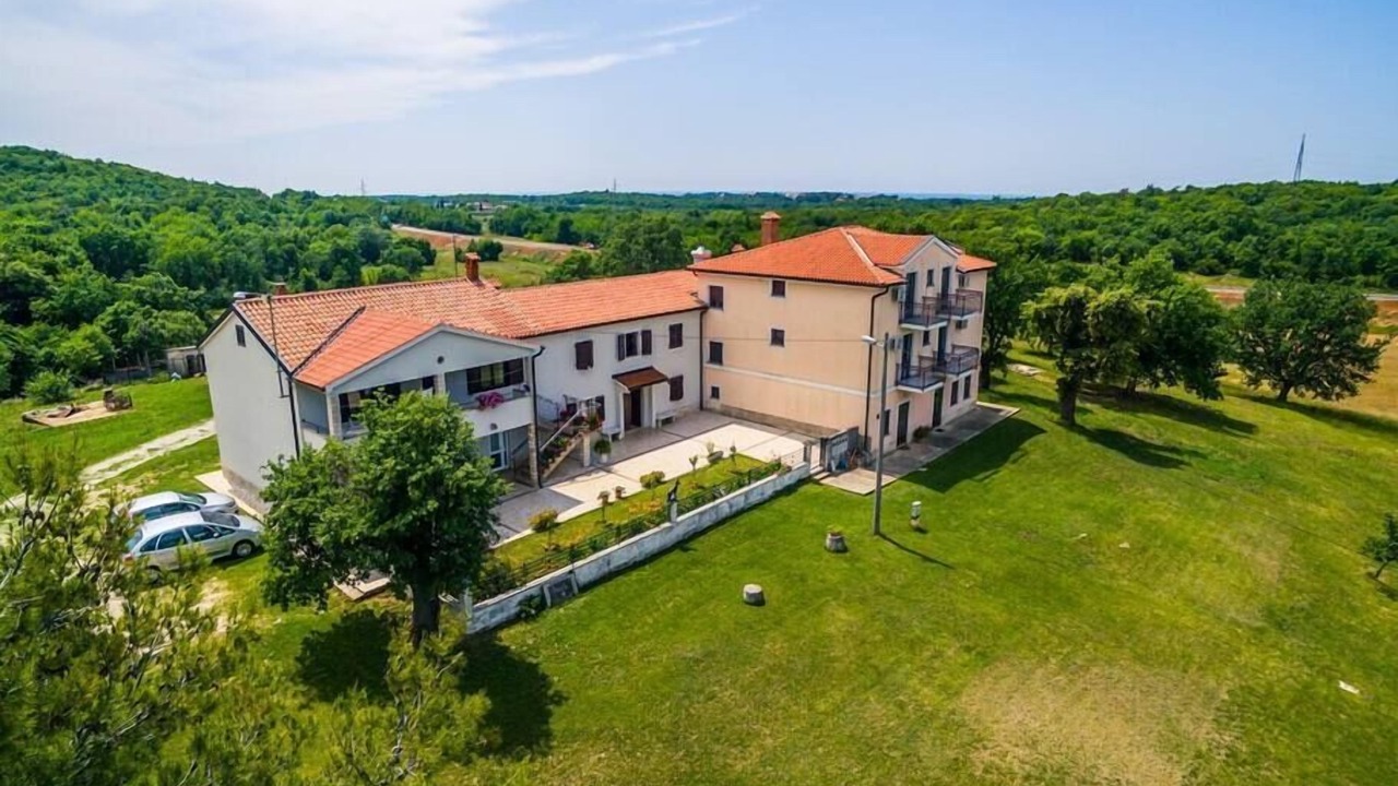 Photo of Outdoor in Vrvari